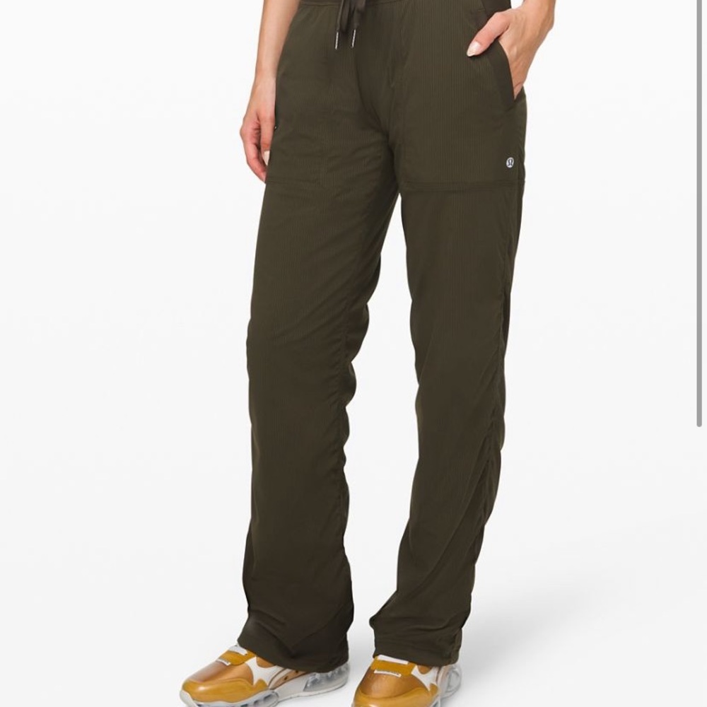 Lululemon dance studio pant